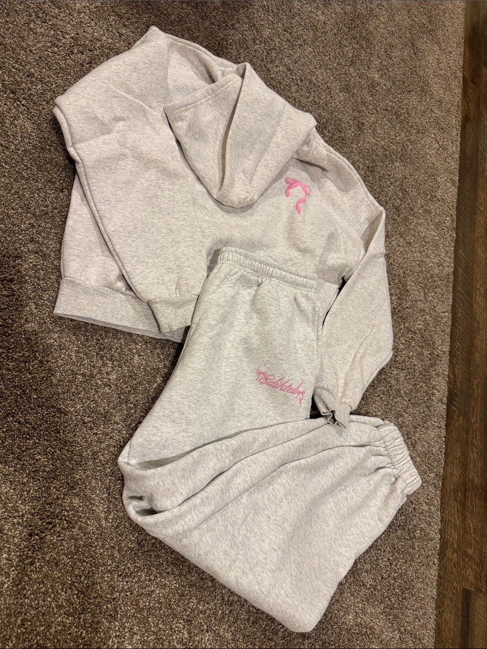 Edikted Light Grey Sweatpants & Hoodie with Pink Script Accents